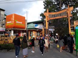 entrance of Mines View Park in baguio city philippines